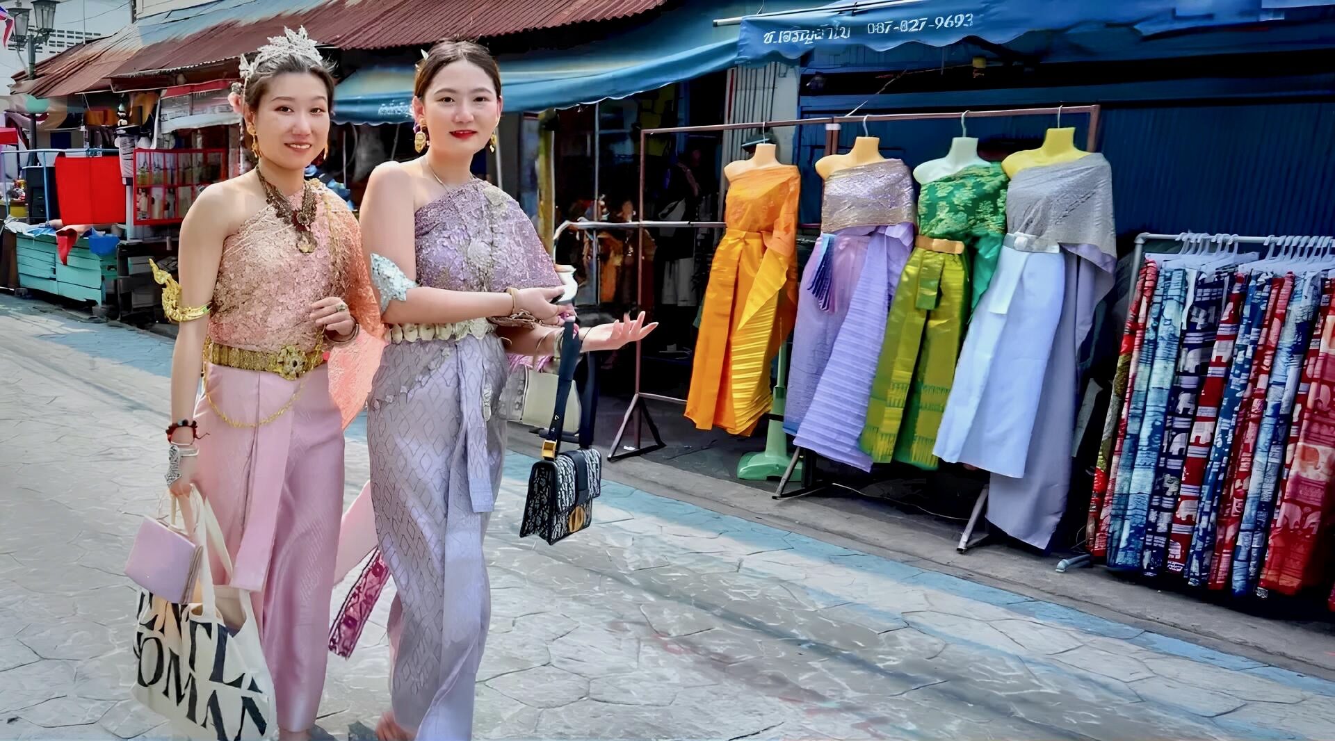 Local markets offer beautiful silk garments, perfect as souvenirs and temple attire.